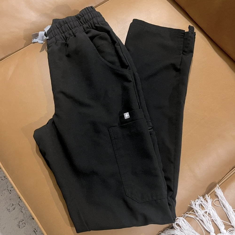Figs Black Women's Pants